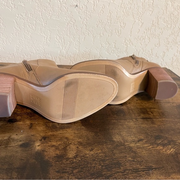 Naturalizer Booties / Boots - Size 7 - Carmel/Beige - Picture 6 of 7